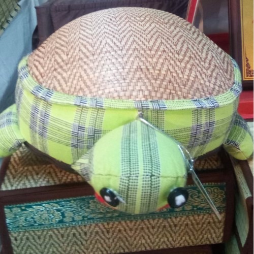 เบาะเต่างอยกลาง สินค้า Handmade ตัดเย็บประณีต