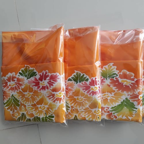 ผ้าบาติก : ชิ้น (0813698771)
