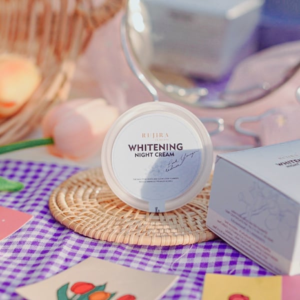 Whitening Night Cream ผิวกระจ่างใส