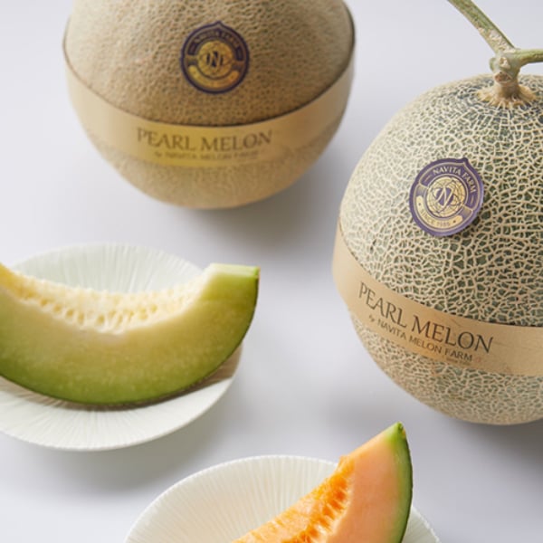 เพิร์ลเมล่อนเนื้อเขียว Navita Melon Farm คัดพิเศษ พร้อมกล่องชุด 1 ผล